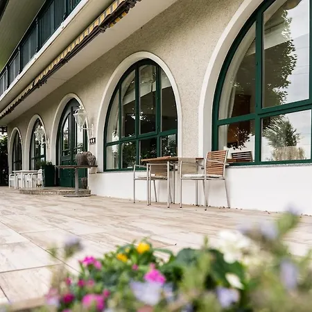 Landvilla Modersnhof Mit Pool Apartmán *